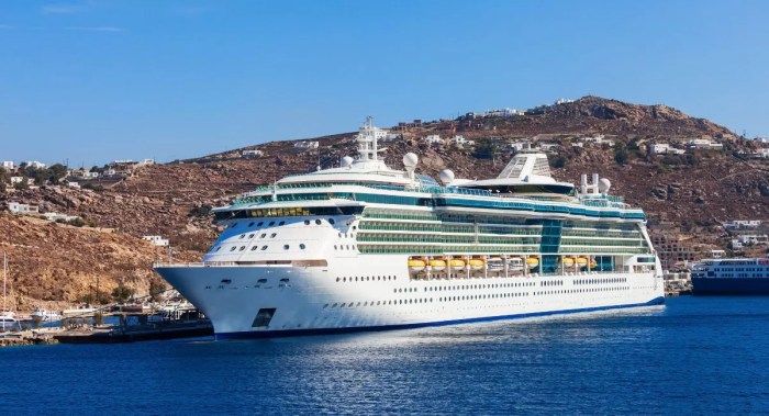 Cruise vacation